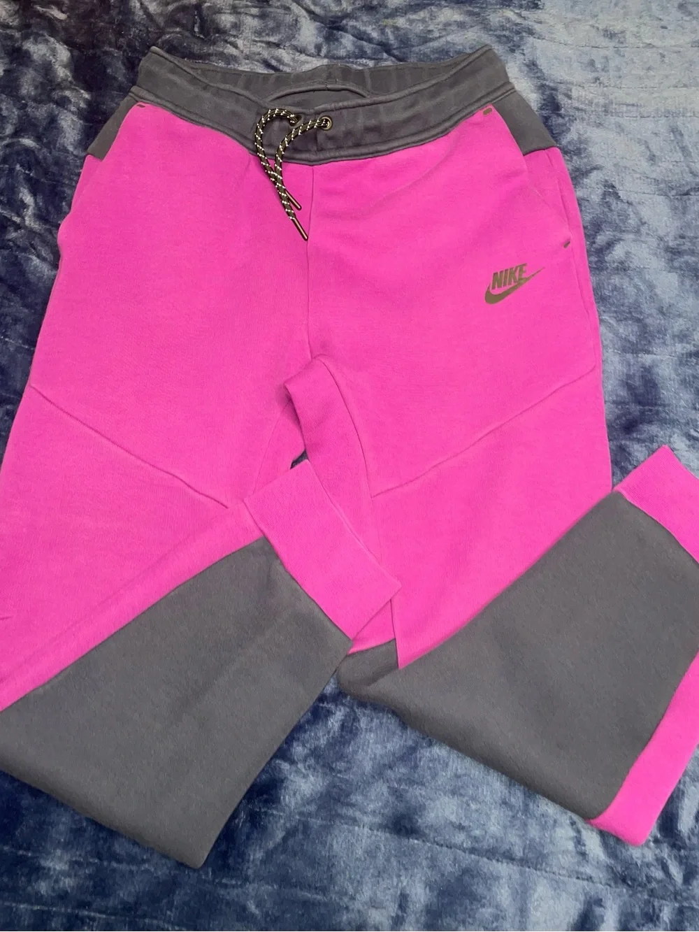 NIKE TECH SET SZ L